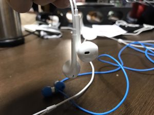 イヤホン　オープン型